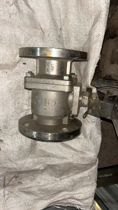 Ball valves in stock at S.K Trading & Co., Navi Mumbai — photo 20