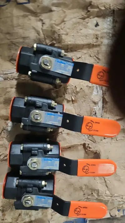 Ball valves in stock at S.K Trading & Co., Navi Mumbai — photo 21