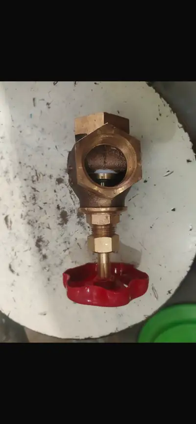 Bronze & gun metal valves in stock at S.K Trading & Co., Navi Mumbai — photo 9