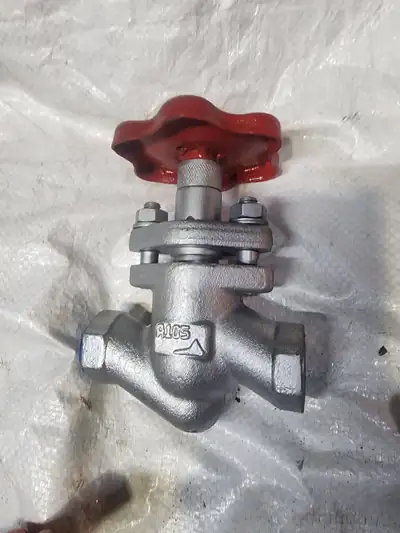 Globe valves in stock at S.K Trading & Co., Navi Mumbai — photo 22