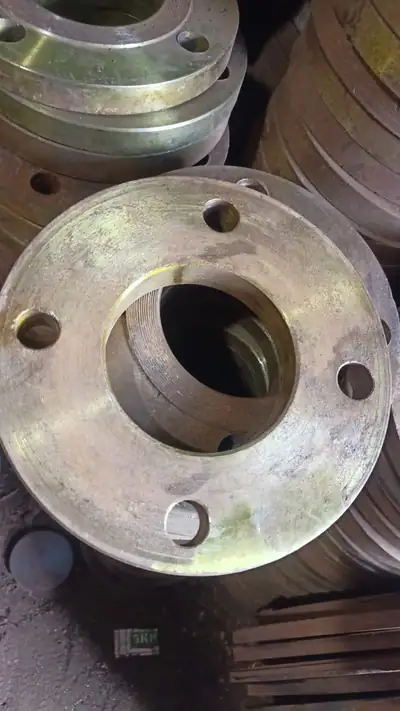 Pipe flanges in stock at S.K Trading & Co., Navi Mumbai — photo 4