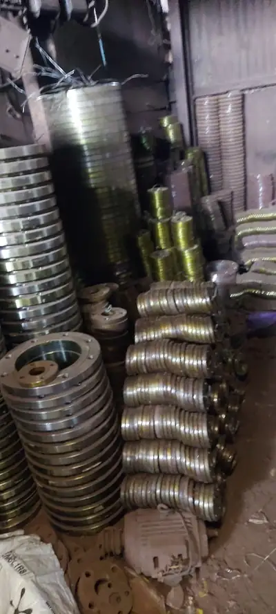 Pipe flanges in stock at S.K Trading & Co., Navi Mumbai — photo 10