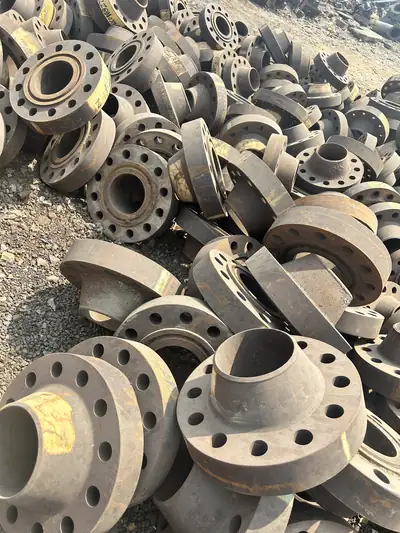 Pipe flanges in stock at S.K Trading & Co., Navi Mumbai — photo 15