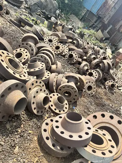 Pipe flanges in stock at S.K Trading & Co., Navi Mumbai — photo 16