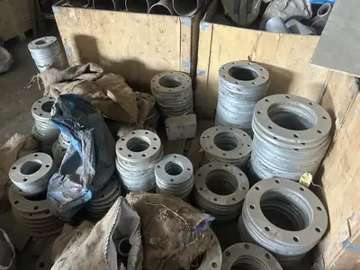 Pipe flanges in stock at S.K Trading & Co., Navi Mumbai — photo 24