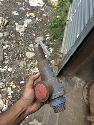 Safety relief valves in stock at S.K Trading & Co., Navi Mumbai — photo 11